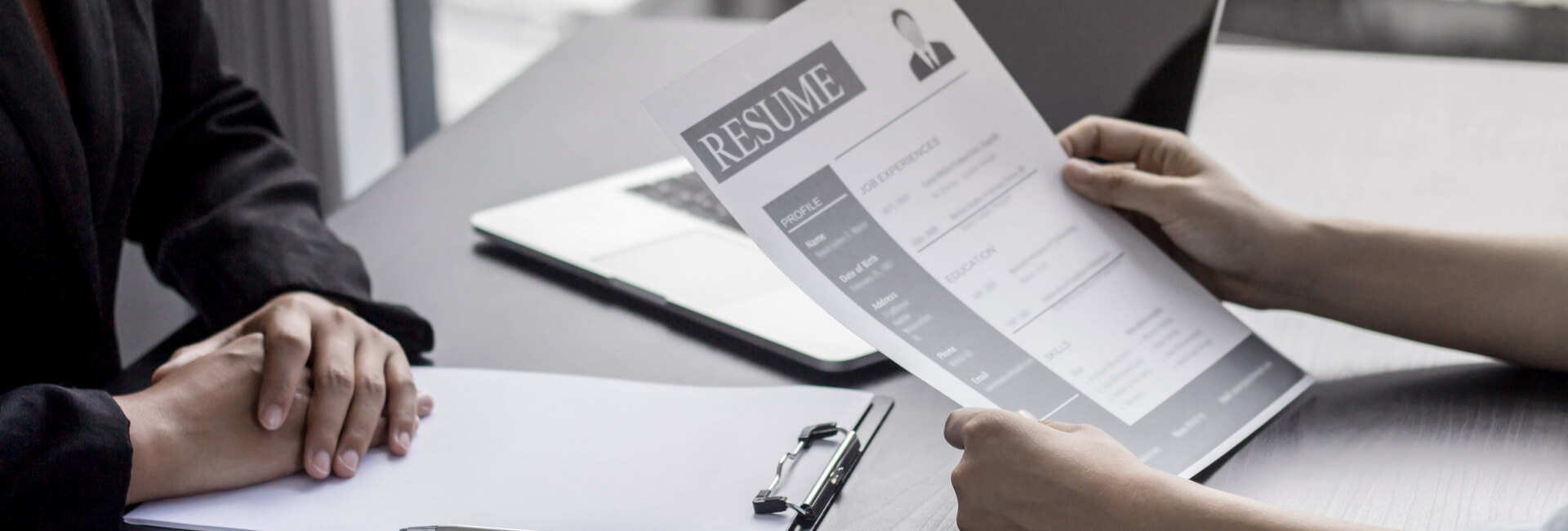 Make Sure Your Resume Survives The Six-Second Test